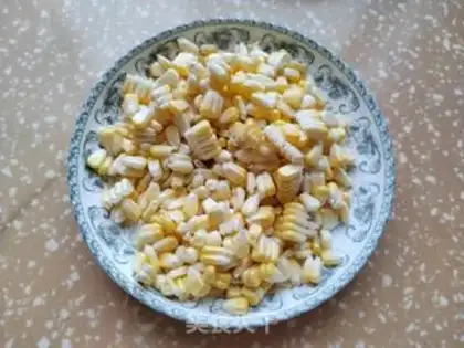 Make Fresh corn juice rice cake step 1