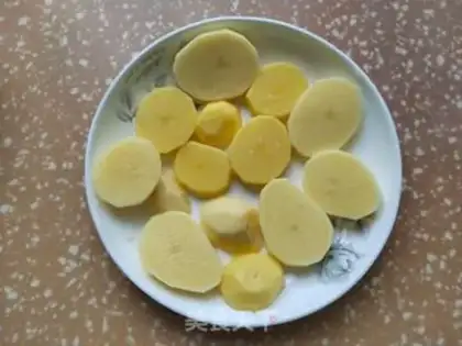 Make Potato steamed chicken wings step 4
