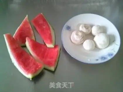 Make Mushroom fried watermelon peel step 0
