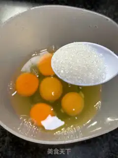 Make Roasted egg milk step 1