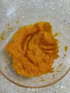 Make Pumpkin buns step 2
