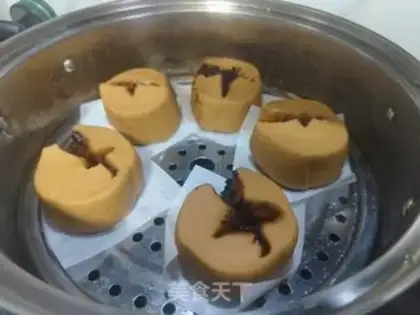 Make Red sugar with a bouquet step 10