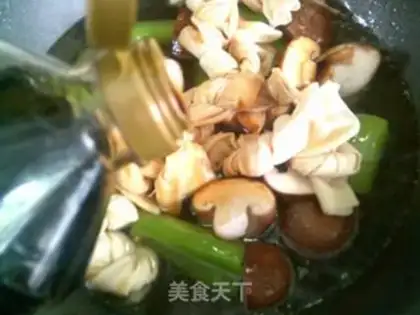 Make Scrambled peppers of mushrooms step 5