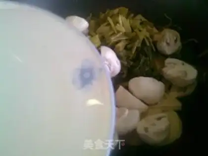 Make Pickles, mushrooms, circa step 4