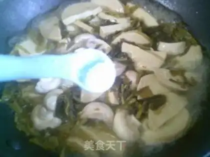Make Pickles, mushrooms, circa step 6