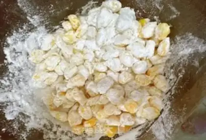 Make Pretzels of corn step 2