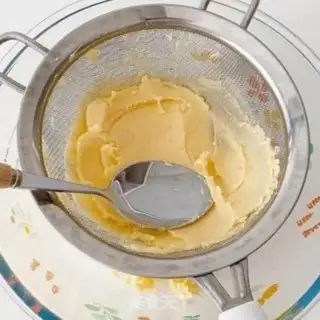 Make Green bean cake step 6