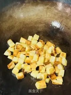 Make Beef fried potatoes step 1