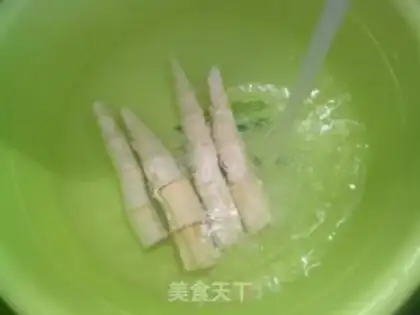 Make Squeeze the tofu soup step 2