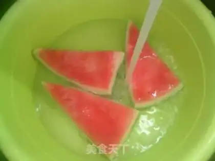Make Watermelon peeled chicken chest step 9
