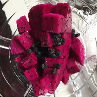 Make Blueberry flamingo juice step 4