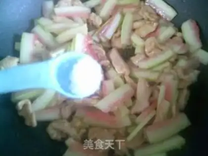 Make Watermelon peeled chicken chest step 13