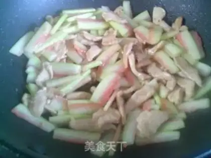 Make Watermelon peeled chicken chest step 14