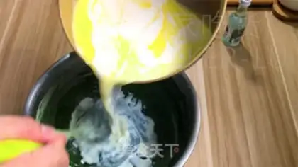 Make Creiro with tea and cream step 5