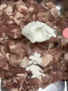 Make Garlic plum meat step 2