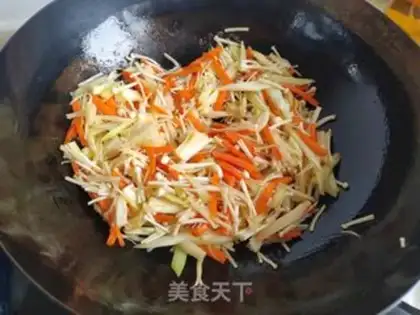 Make Gold-cracking mushrooms and carrots step 4
