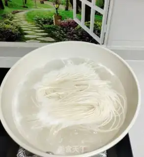 Make Onion noodles step 4
