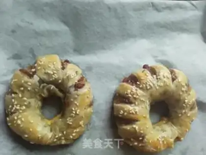 Make Hands on the bean rolls step 7