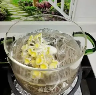 Make Noodles for breakfast step 2