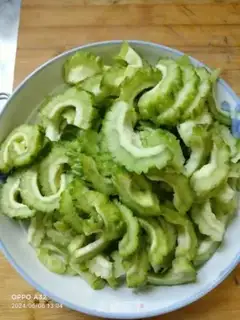 Make Spicy melon step 0