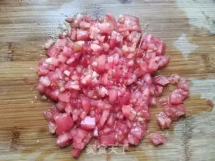 Make Tomato crotch step 4