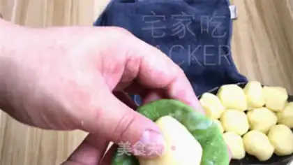 Make Scrambled with tea and potatoes step 24