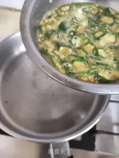 Make Autumn fried eggs step 4