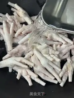 Make Plumsy chicken claws step 2
