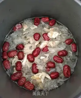 Make Silver-eared lilies step 0