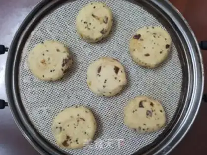 Make Red potato date buns step 9