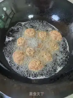 Make Red burning lion head step 9