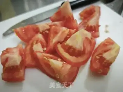 Make Tomato egg tofu soup step 0