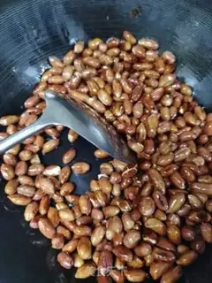 Make Fry peanuts step 9