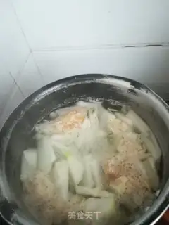 Make Pork shrimp soup step 4