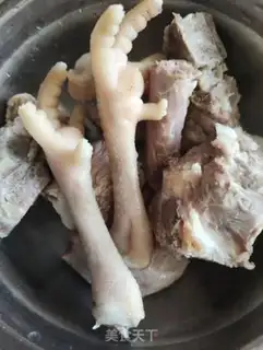 Make Peasy-peased broth step 0
