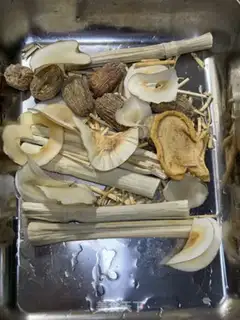 Make Sour cane corn soup step 1