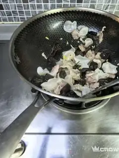 Make Black-and-white-eared meat step 4