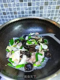 Make Black-and-white-eared meat step 6