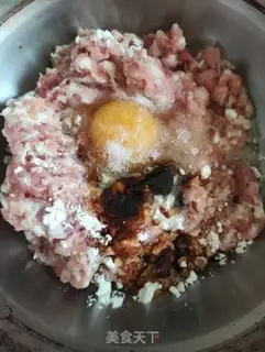 Make Onion meat buns step 5
