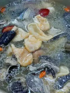 Make Fish glue chicken soup step 9
