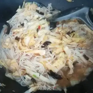 Make Beef sauce, rice line step 8