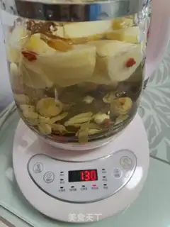 Make Apple Lotus lilies step 4