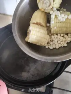 Make Corn tattered bone soup step 5