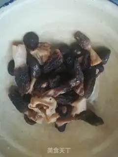 Make Sheep fungus soup step 0