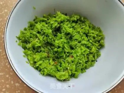 Make Peanut garlic pepper sauce step 2