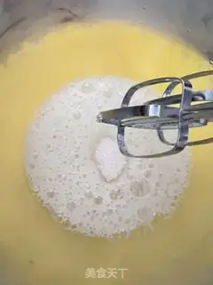 Make Six inches of simple twilight cake step 9