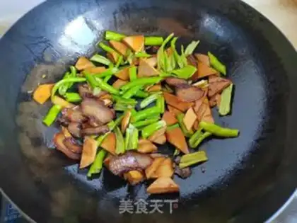Make Soy sauce, pretzels step 5