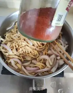 Make A thousand silk onions step 5