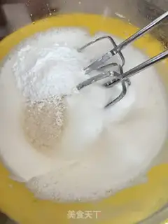Make Six inches of simple twilight cake step 10