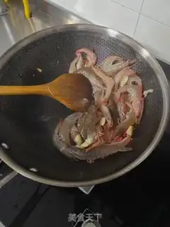 Make Bean-cooked shrimp step 9